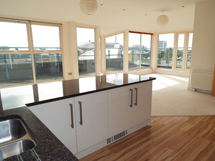 2 Bedroom Apartment To Rent In Lower Banister Street, Central, SO15