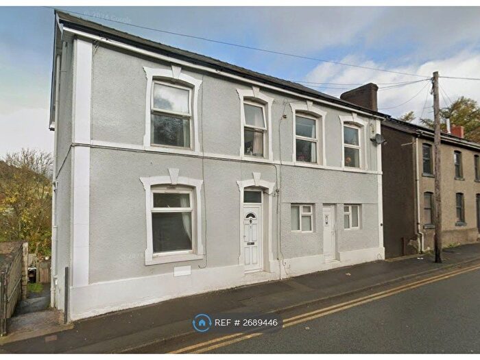 3 Bedroom Flat To Rent In Tan Yr Allt, Sennybridge, Brecon, LD3