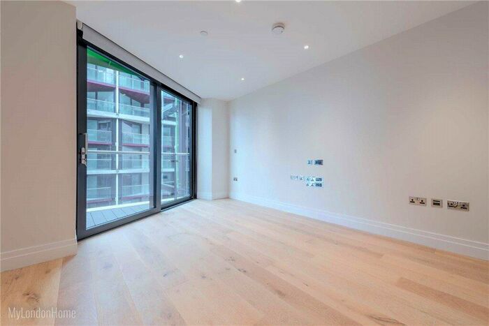Apartment For Sale In Riverlight Quay, London, SW11