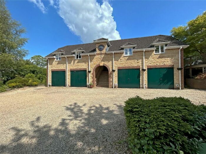 3 Bedroom Terraced House For Sale In Shrewton Road, Chitterne, BA12