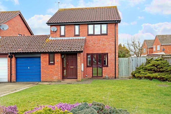 3 Bedroom Detached House To Rent In Gales Ground Marlborough, SN8