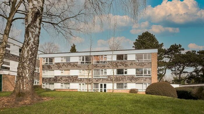 2 Bedroom Flat To Rent In Whetstone Close, Farquhar Road, Edgbaston, B15
