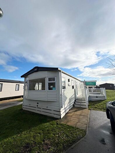 3 Bedroom Detached Bungalow For Sale In Tattershall Lakes, Tattershall, LN4