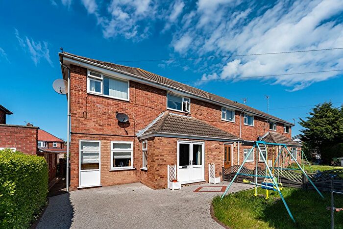 3 Bedroom Flat For Sale In Burnholme Court, Burnholme Avenue, York, YO31