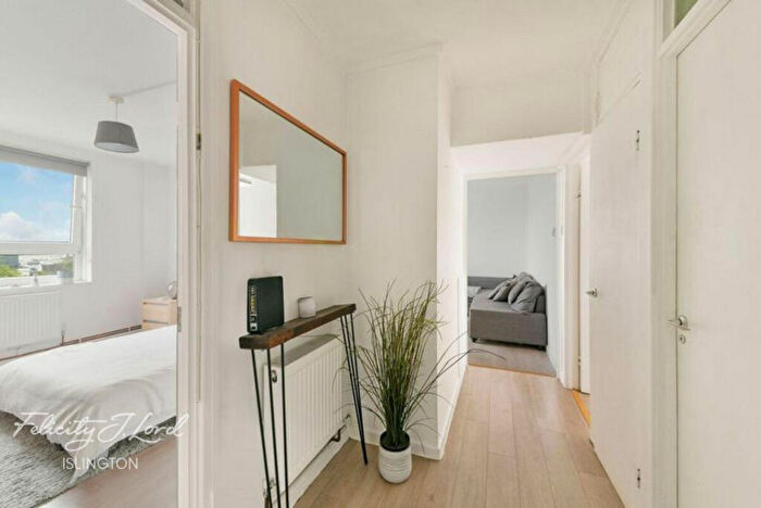 1 Bedroom Flat For Sale In De Beauvoir Estate, Islington, N1