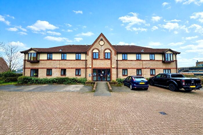 2 Bedroom Flat To Rent In The Ray, Springfield, CM1