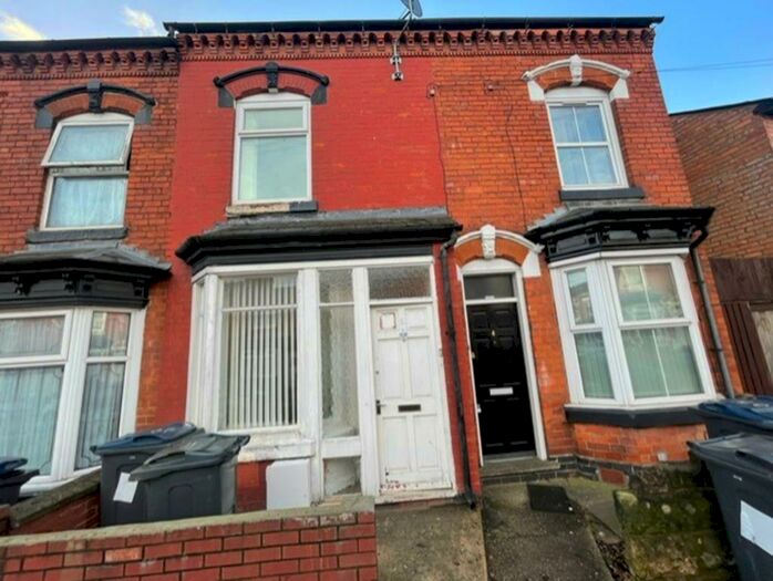 2 Bedroom Terraced House To Rent In Thornhill Road Sparkhill, B11