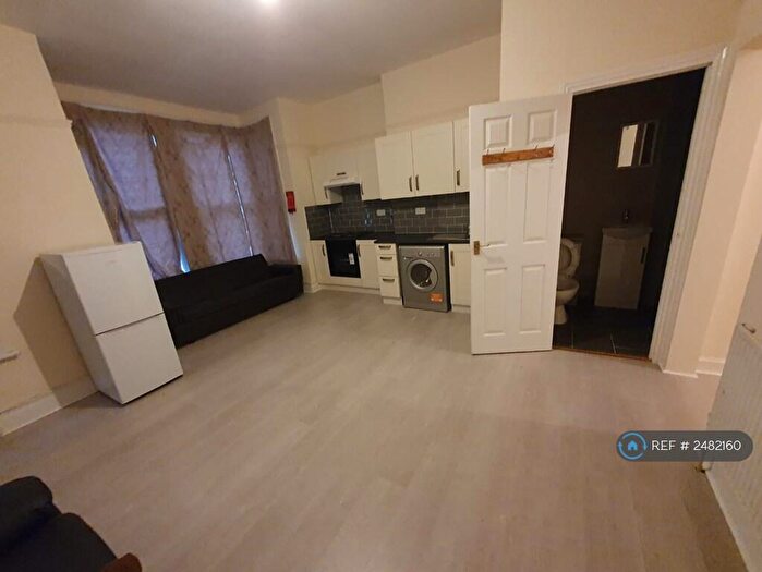 1 Bedroom Flat To Rent In Harringay, London, N4