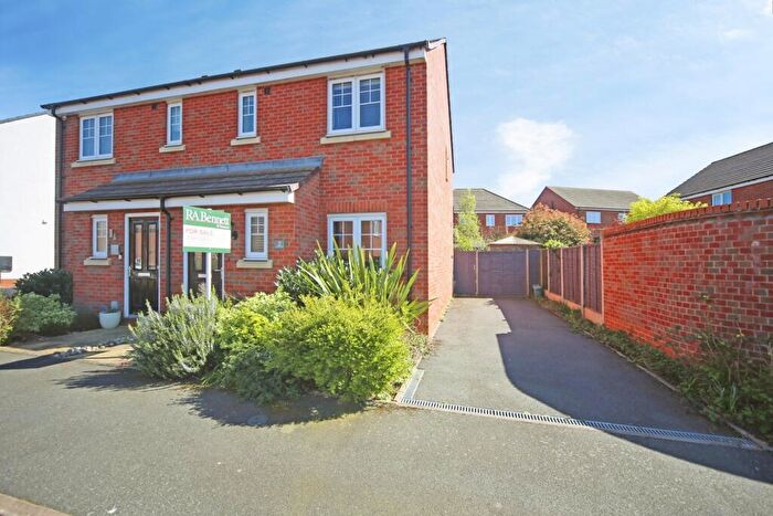 2 Bedroom Semi Detached House For Sale In Naseby Close, Stratford-upon-Avon, Warwickshire, CV37