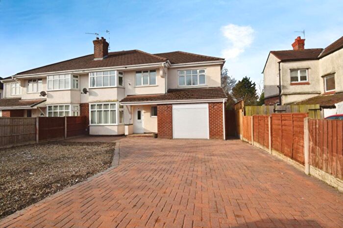 5 Bedroom Semi-Detached House To Rent In Noctorum Avenue, Prenton, CH43