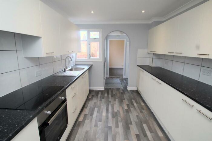 3 Bedroom Terraced House To Rent In Torridge Walk, Hemel Hempstead, HP2