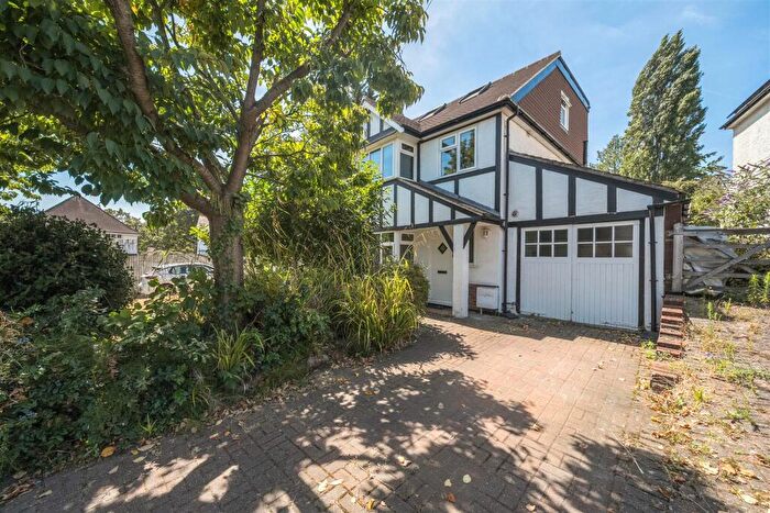 4 Bedroom Semi-Detached House For Sale In Hillview Road, Orpington, BR6