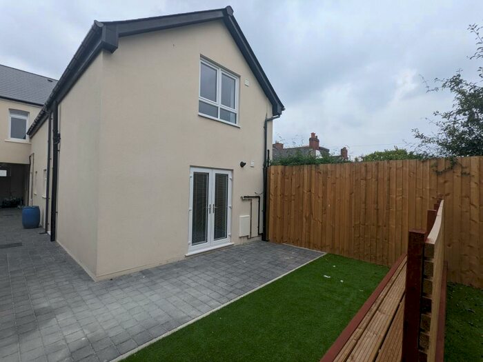 2 Bedroom Ground Flat To Rent In Egerton Street, Cardiff, CF5