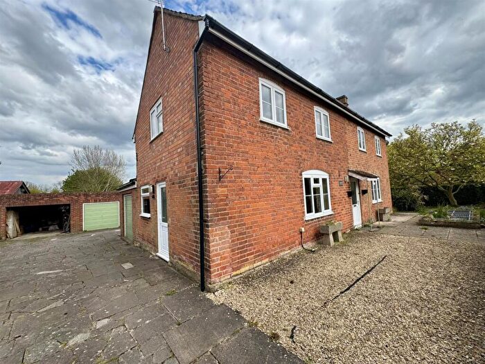 3 Bedroom Detached House To Rent In The Village, Ashleworth, Gloucester, GL19