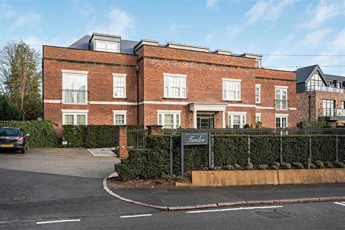 3 Bedroom Flat For Sale In Watford Road, Radlett, WD7