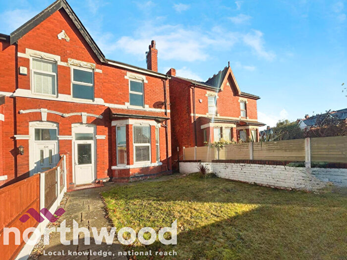 3 Bedroom Semi Detached House For Sale In Hawkshead Street, Southport, PR8