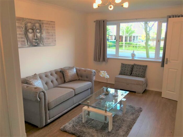 2 Bedroom Flat To Rent In Rousay Place, Aberdeen, AB15