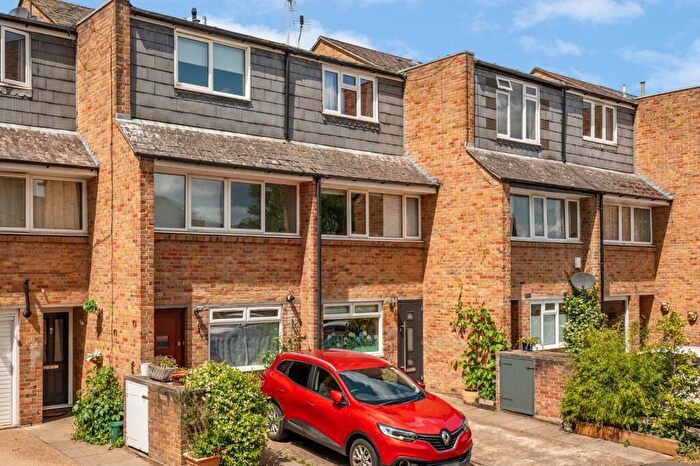 4 Bedroom Terraced House For Sale In Brookwood Avenue, Barnes, SW13