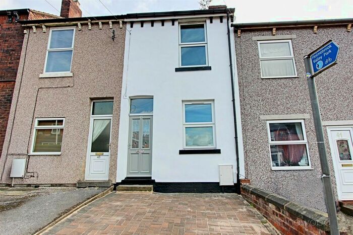 2 Bedroom Terraced House To Rent In Foljambe Road, Chesterfield, S40