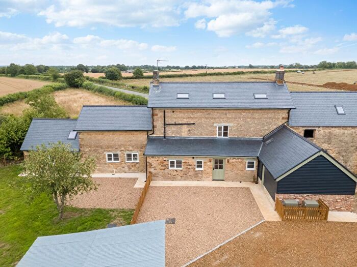 5 Bedroom Cottage To Rent In Banbury Road, Culworth, Oxon, OX17