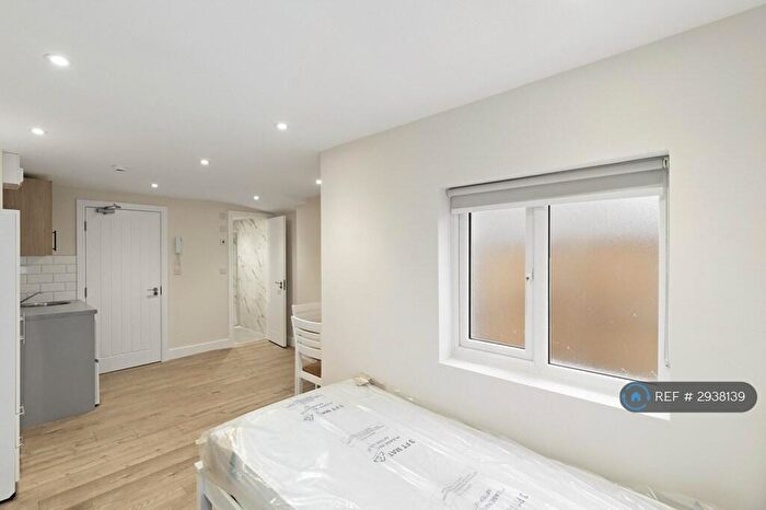 Studio To Rent In Brent Lane, Dartford, DA1