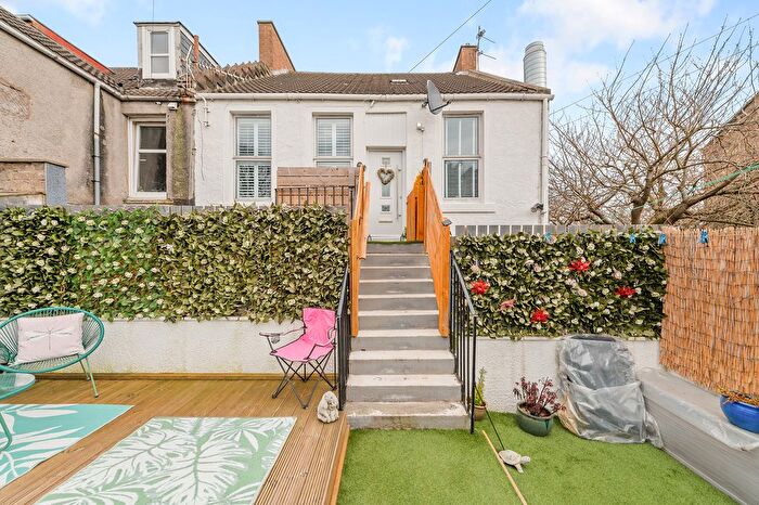 3 Bedroom Flat For Sale In Glasgow Road, Camelon, Falkirk, FK1