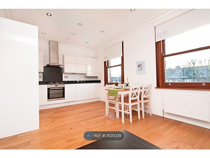 3 Bedroom Flat To Rent In Florence Road, London, N4