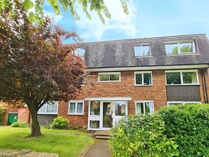 2 Bedroom Retirement Property To Rent In Onslow Gardens, Wallington, SM6