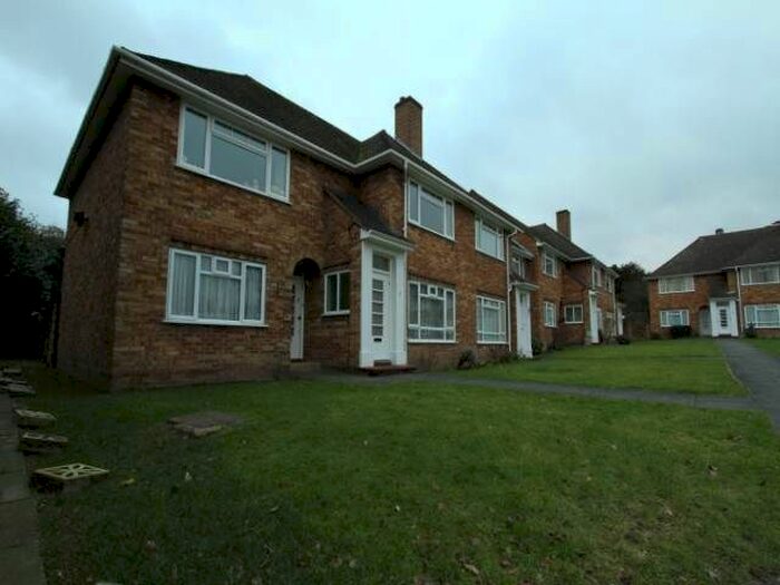 2 Bedroom Flat To Rent In Kerry Court, Stanmore, Harrow, HA7