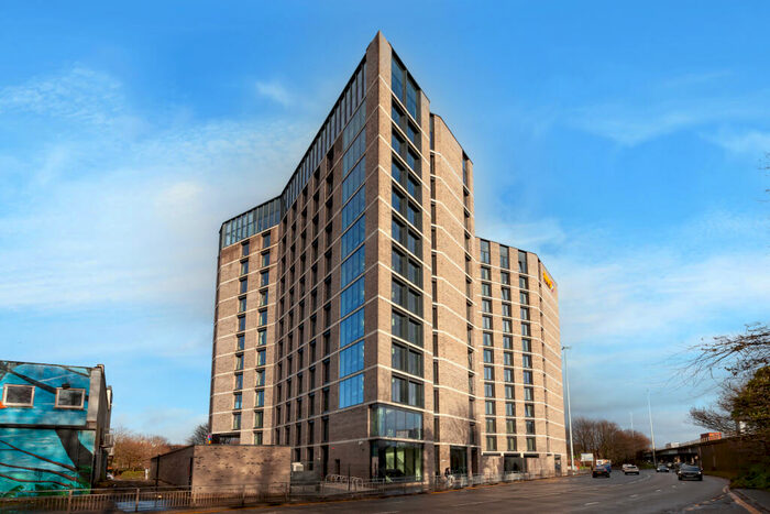 Studio To Rent In Student Accomodation, New City, Road, G4