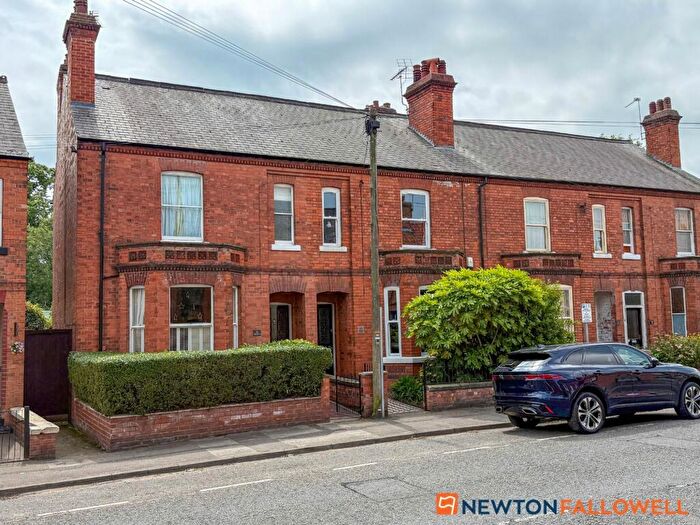 4 Bedroom Terraced House For Sale In Victoria Street, Newark, NG24
