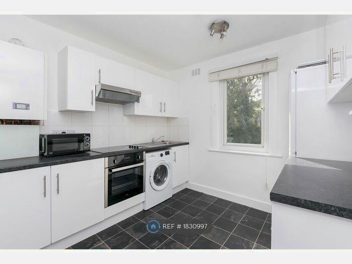 1 Bedroom Flat To Rent In Kitchener Road, London, E17