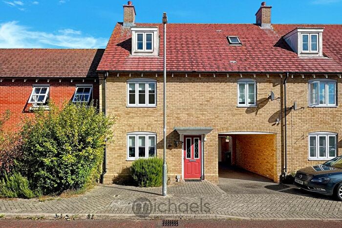 3 Bedroom Town House For Sale In Secundus Drive, Colchester, CO2