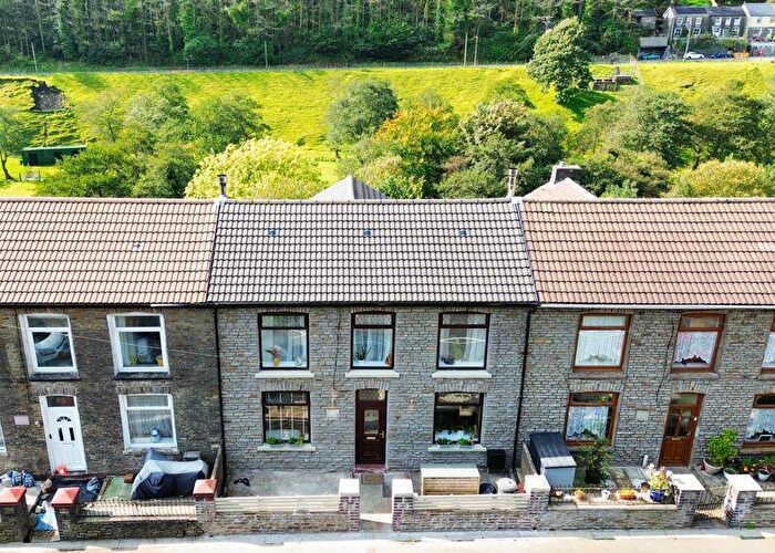 3 Bedroom Terraced House For Sale In Bryn Cottages, Pontyrhyl, Bridgend, CF32