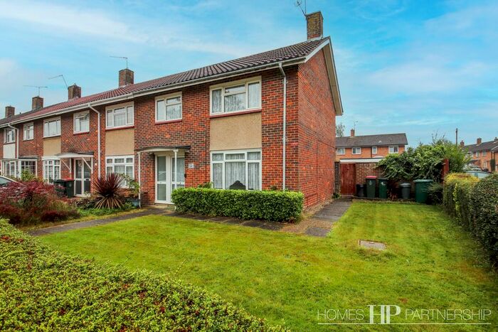 3 Bedroom End Of Terrace House To Rent In Juniper Road, Crawley RH11