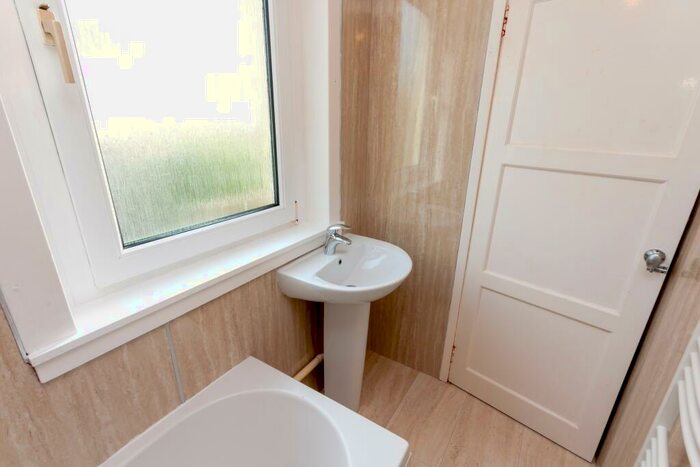 2 Bedroom Flat For Sale In Hilton Terrace, Hilton, Aberdeen, AB24