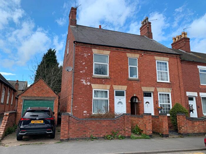 3 Bedroom End Of Terrace House For Sale In Charnwood Road, Shepshed, LE12
