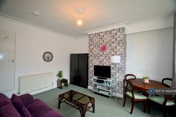 2 Bedroom Terraced House To Rent In Argie Road, Leeds, LS4