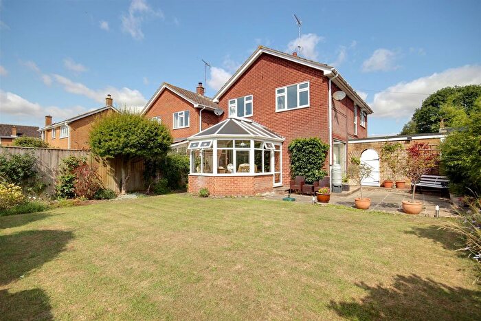 4 Bedroom Detached House For Sale In The Meadows, Cherry Burton, HU17
