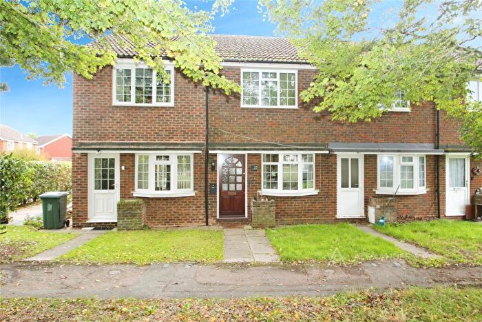 2 Bedroom Terraced House To Rent In Burleigh Piece, Buckingham, MK18