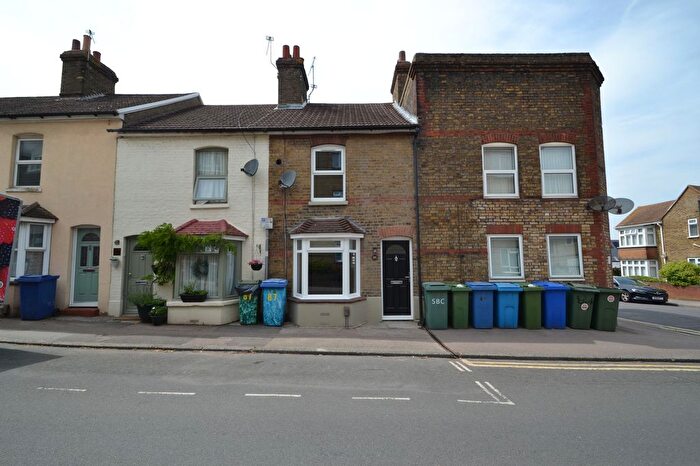 2 Bedroom Terraced House To Rent In Ufton Lane, Sittingbourne, ME10