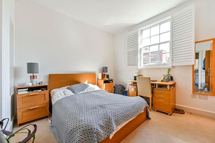 1 Bedroom Flat To Rent In Arlington Road, Camden, London, NW1