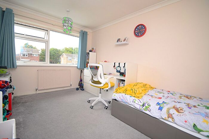 3 Bedroom Terraced House For Sale In Drake Close, Hartford, PE29