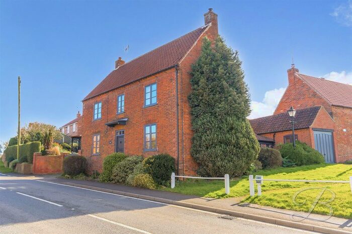 4 Bedroom Detached House For Sale In Newark Road, Wellow, Newark, NG22