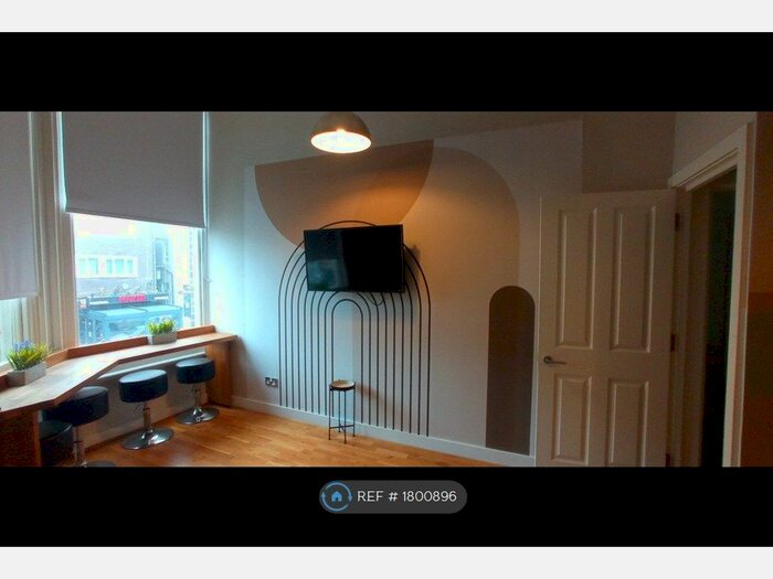 2 Bedroom Flat To Rent In Church Road, Hove, BN3