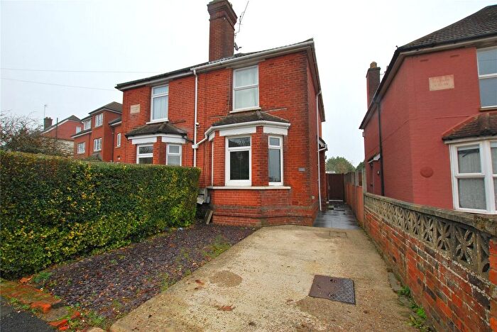 3 Bedroom Semi-Detached House To Rent In Worplesdon Road, Guildford, Surrey, GU2