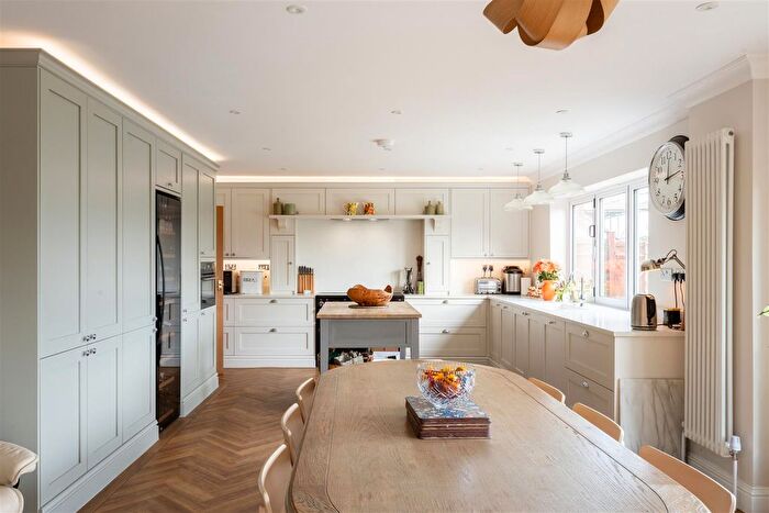 4 Bedroom Detached House For Sale In Parkgate Road, Newdigate, RH5