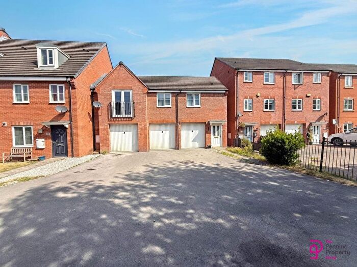 2 Bedroom Flat For Sale In Belmont Drive, Penistone, S36