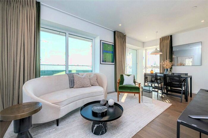 2 Bedroom Apartment To Rent In A York Way, Kings Cross, N7