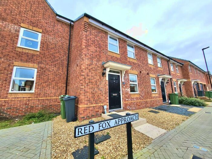 3 Bedroom End Of Terrace House To Rent In Red Fox Apporach, Newport, PO30